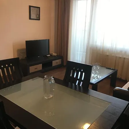 Royal Towers Apartement Neki